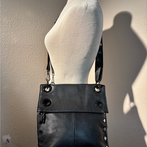 NWOT Hammitt - Large Montana Black and Gunmetal Reversible Zip Crossbody Bag - Picture 8 of 14